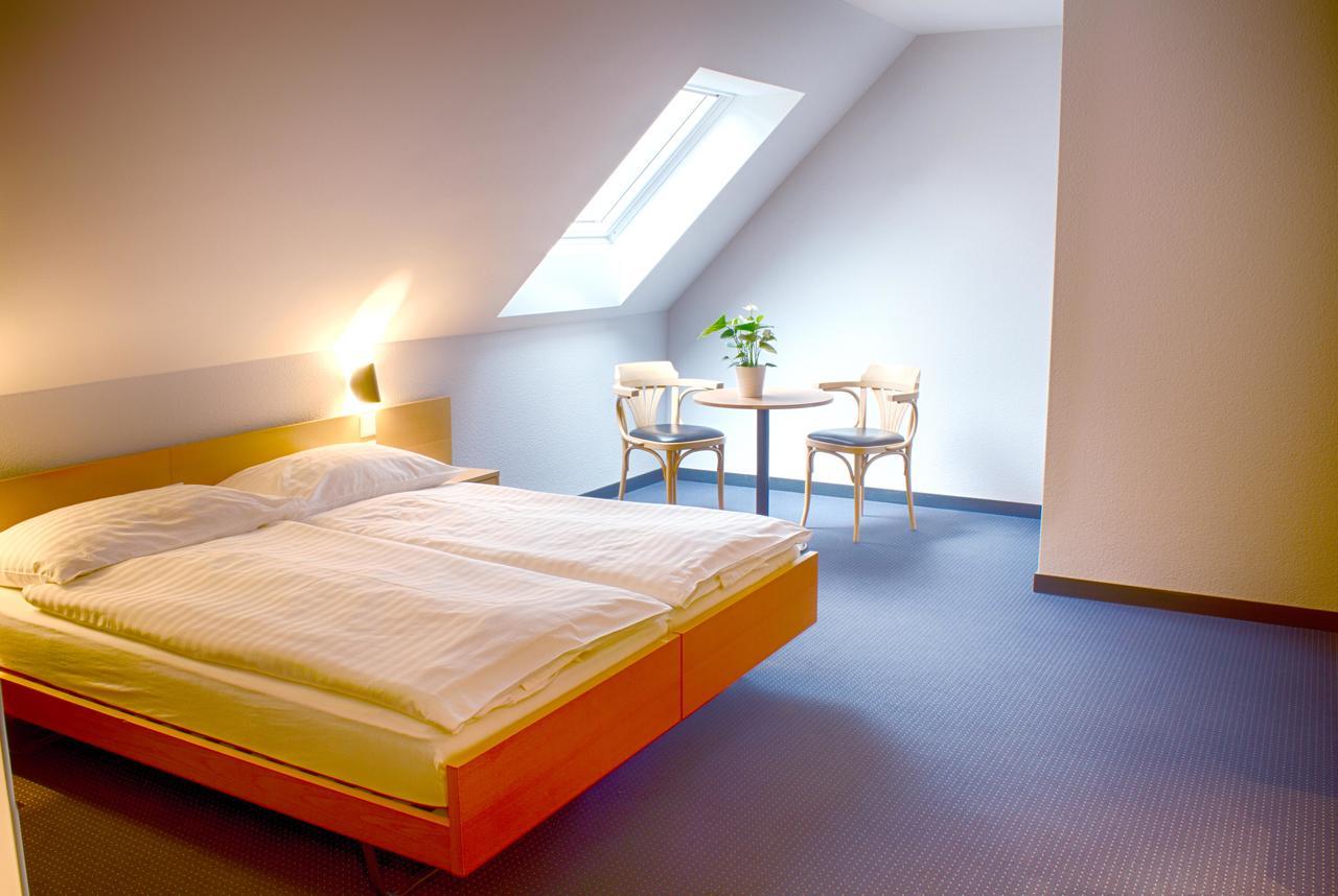 Gasthof Muehle Aesch  エクステリア 写真